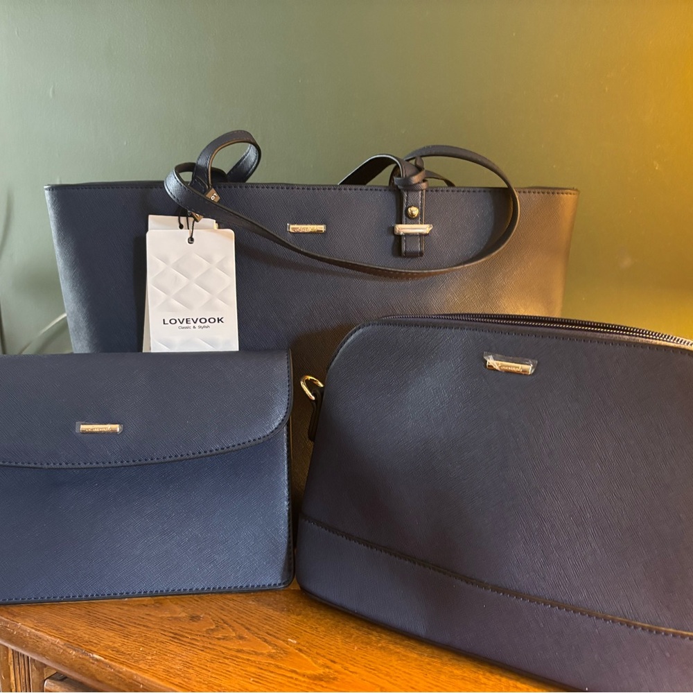 Sophisticated Blue Tote Bags with Gold Accents